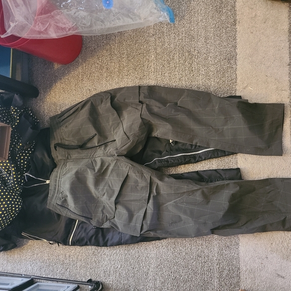 Track Suit By Nike Tech Woven 2.0 Very Watter Resistant. Olive Green - Picture 5 of 10